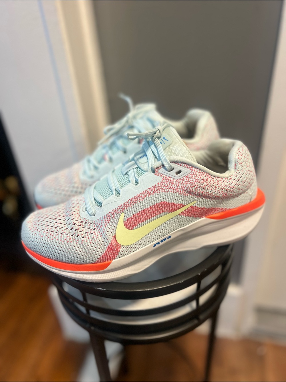 Nike Air Zoom Pegasus women size 7.5 Low Top Lace-Up Running Light Blue